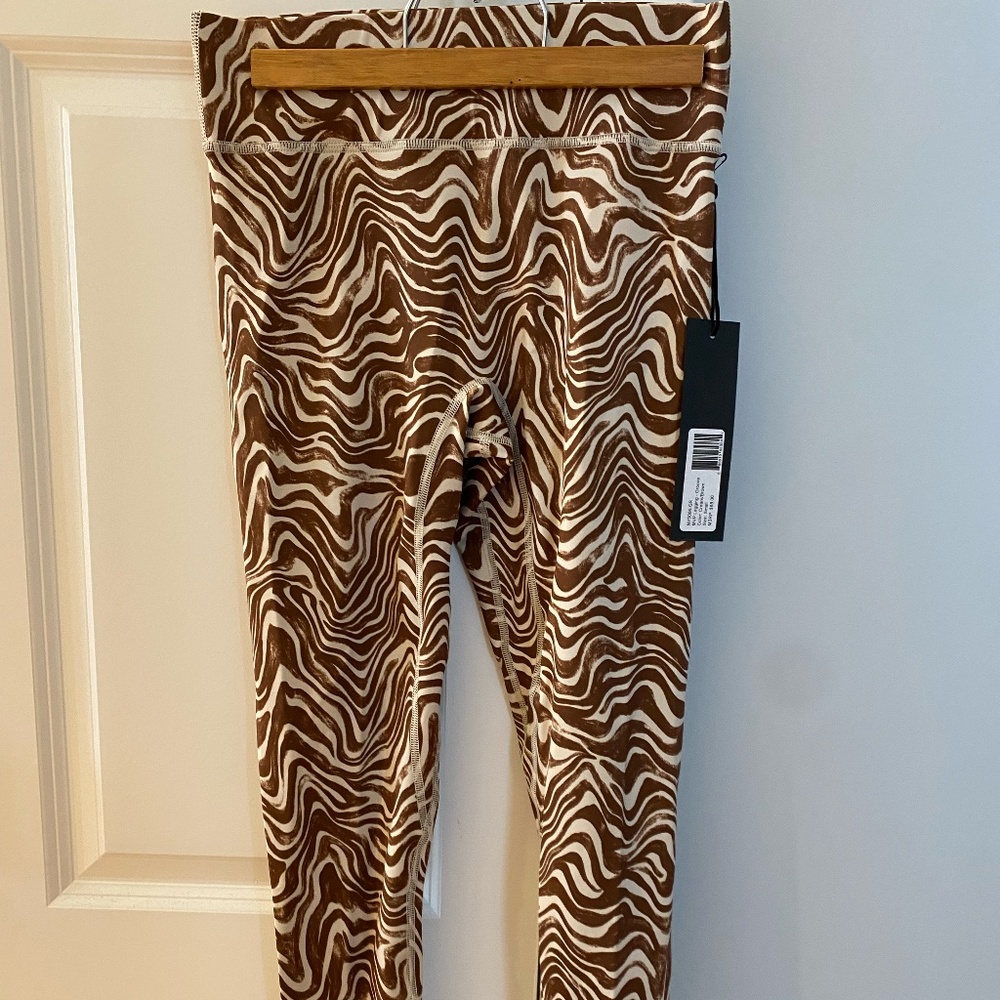 New Noli Groove MVP Legging Color Cream/Brown Size Small NWT